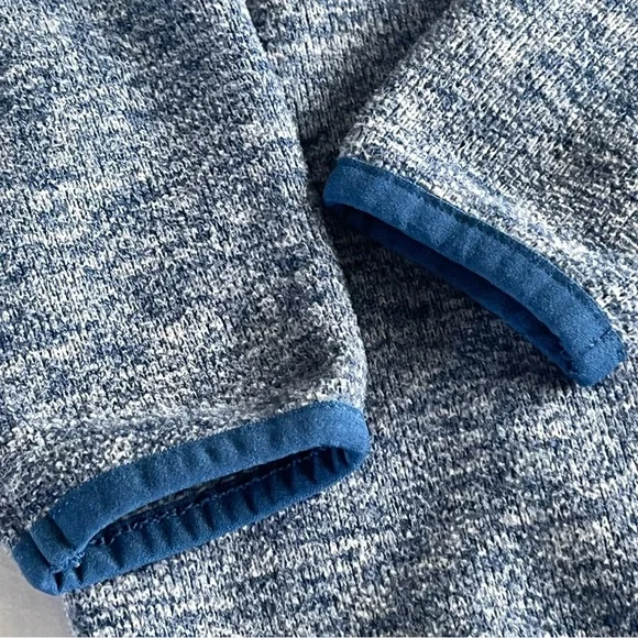 Cat & Jack • 1/4 zip fleece - Picture 4 of 5